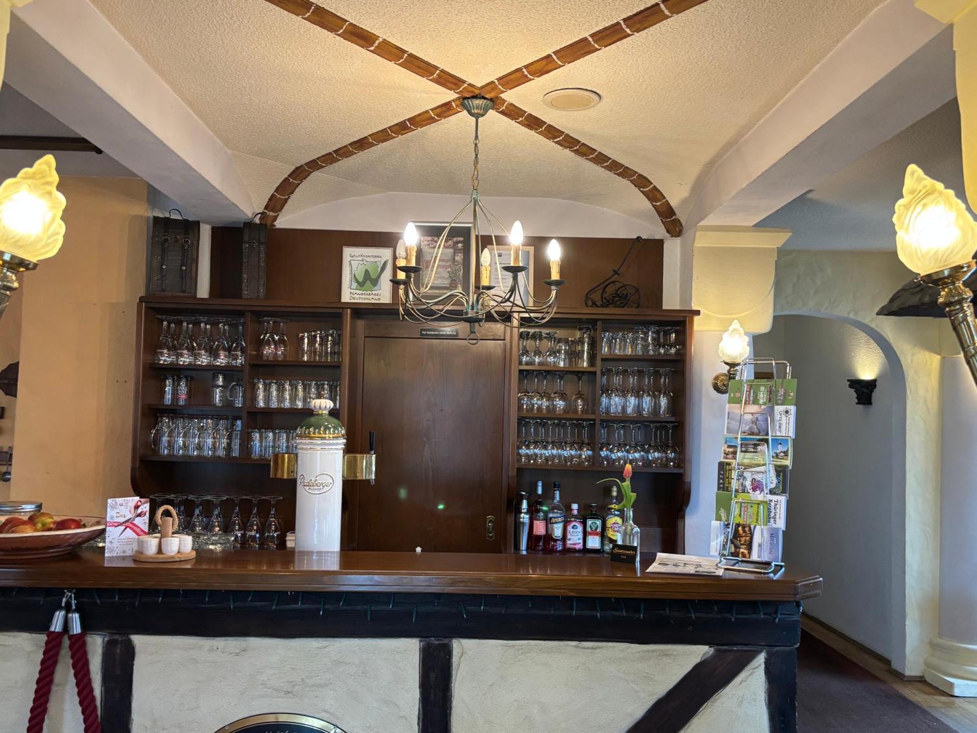 Hotel Burghof Schwarzatal Экстерьер фото